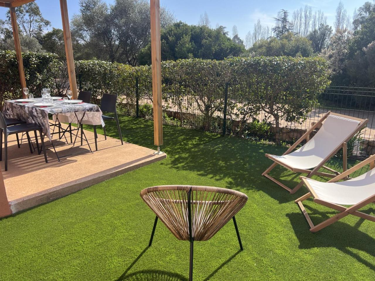 Mini Villa 4-6 Pers. Les Hameaux De Saint Cyprien Lecci Esterno foto