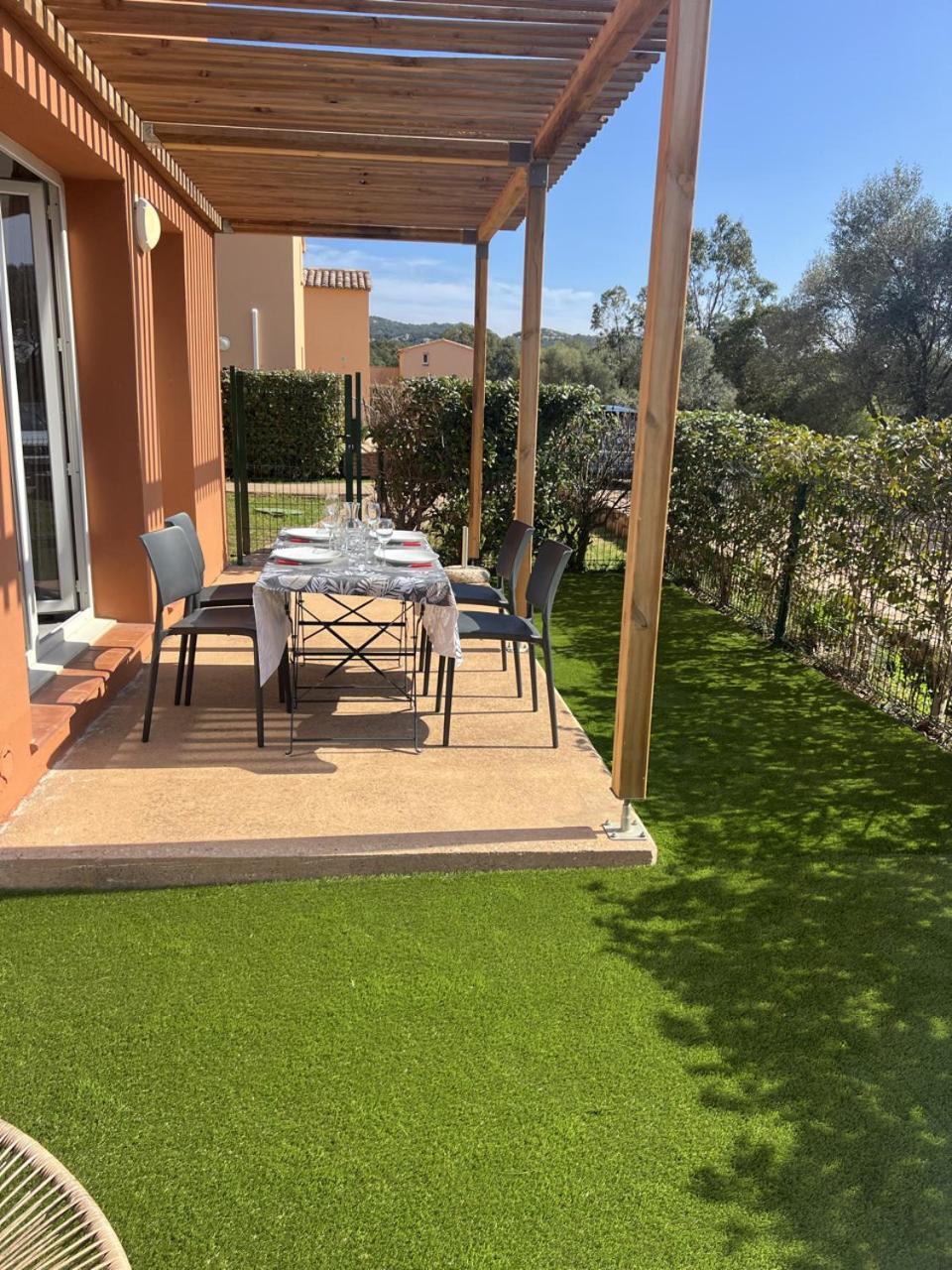 Mini Villa 4-6 Pers. Les Hameaux De Saint Cyprien Lecci Esterno foto